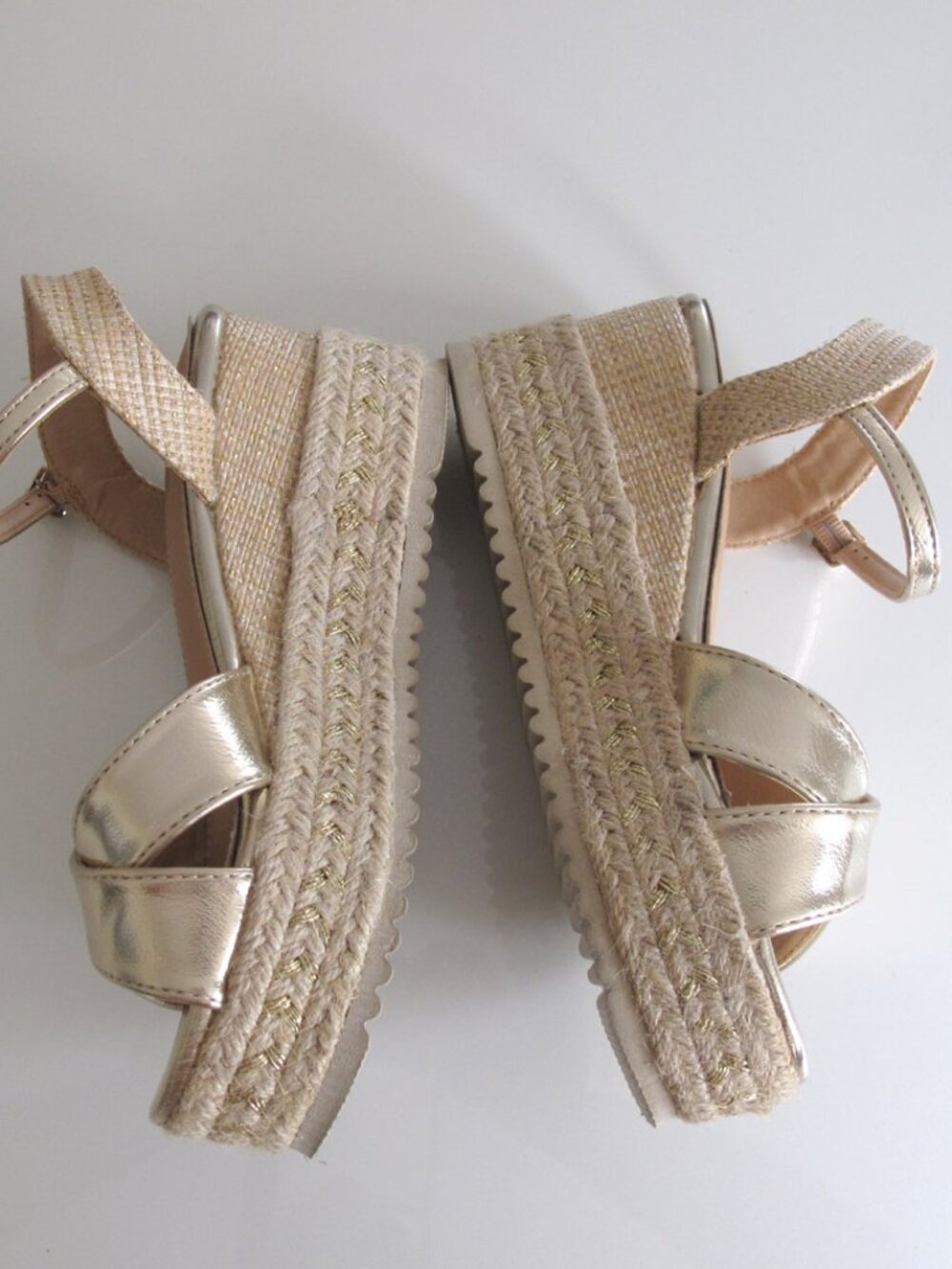 SANDALS size 6 or 6.5 shoes Gold tone ESPADRILLE PLATFORM WEDGE BKS Brand